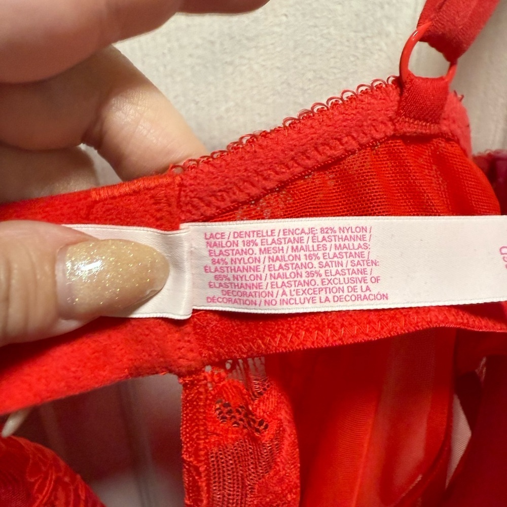 Victoria's Secret Red Lace Bustier 36D - Picture 4 of 5